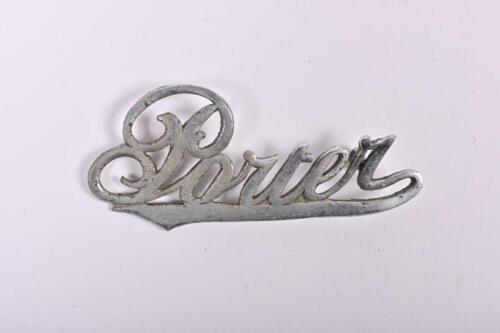 SOUTH AUSTRALIAN RAILWAYS: A metal cap badge 'Porter', by Stokes & Sons