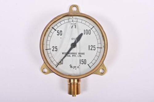 WESTINGHOUSE: A Westinghouse brass air brake pressure gauge, 10cm across the dial