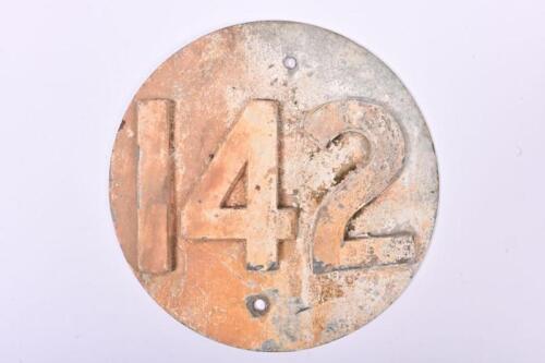 SOUTH AUSTRALIAN RAILWAYS: A 142 mile marker, cast iron letters mounted on plate steel, 23cm diameter