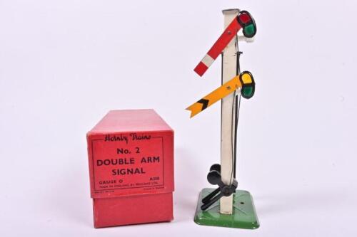 MECCANO: A Hornby Trains O gauge No.2 double arm signal in original box