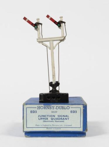 MECCANO: A Hornby-Dublo upper quadrant junction signal in original box