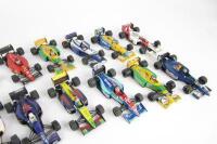 F1 MODELS: A quantity of 1:43 scale F1 models. - 5