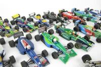 F1 MODELS: A quantity of 1:43 scale F1 models. - 3