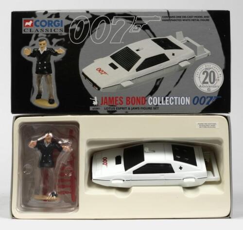 JAMES BOND: A NOS 1:36 scale Corgi Classic James bond collection, Lotus Esprit & Jaws figure set, special edition 007 20th Anniversary