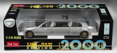 LINCOLN LIMOUSINE: A NOS 1:18 scale Sun Star Lincoln Limousine 2000