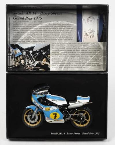 SUZUKI: A NOS 1:12 scale Minichamps Suzuki XR14 - B. Sheene #7 - GP 1975