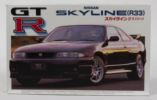 FUJIMI: A NOS Sealed 1:24 scale Nissan Skyline GT-R model kit