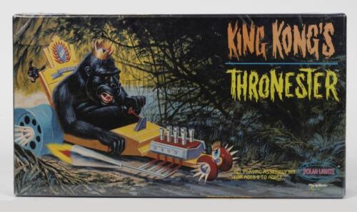 POLAR LIGHTS: A NOS Sealed scale model King Kong - Thronester model kit