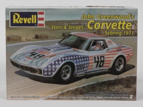 REVELL: A NOS Sealed 1:25 scale 'John Greenwood's (Stars & Stripes) Corvette - Sebring 1971 model kit