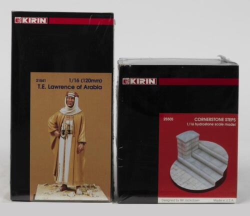 KIRIN: Two NOS Sealed 1:16 scale Lawrence of Arabia resin figurine & Cornestorne Steps