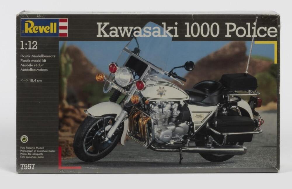 REVELL: A NOS Sealed 1:12 scale Kawasaki 1000 Police model kit