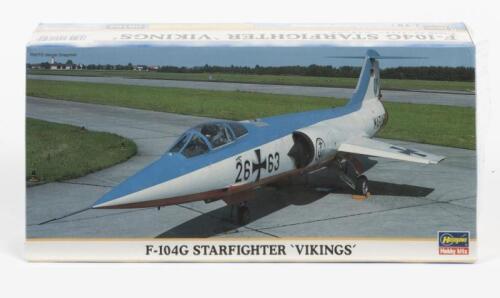 HASEGAWA: A NOS Sealed 1:72 scale F-140G Starfighter 'Vikings' model kit
