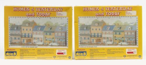 IHC: Two NOS sealed HO scale model rail building kits including The Vanderbilt house & The Huntingdon house