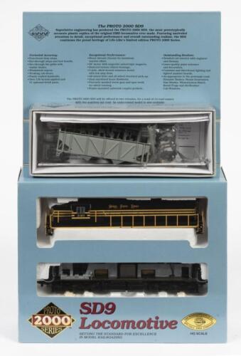 PROTO: Two NOS HO scale model rail locomotives including a SD9 locomotive 'Nickel Plate Road #340' & a Proto 2000 50 ton Hopper kit