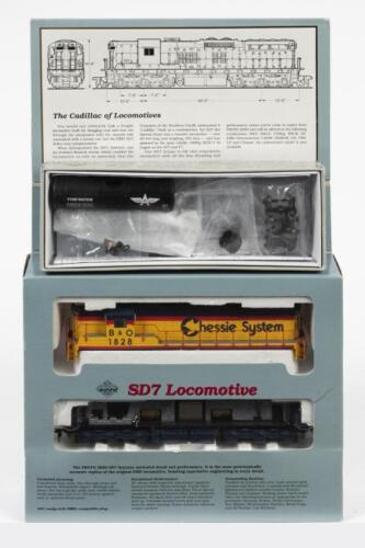 PROTO: Two NOS HO scale model rail locomotives including a SD7 locomotive 'Chessie System #1828' & a Proto 2000 Tank wagon kit 'Tide Water'