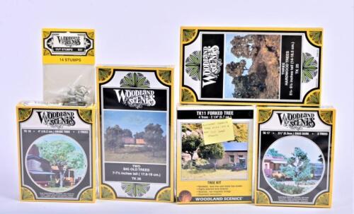 WOODLAND SCENICS: A NOS group of five items woodland scenics assorted and Stumps