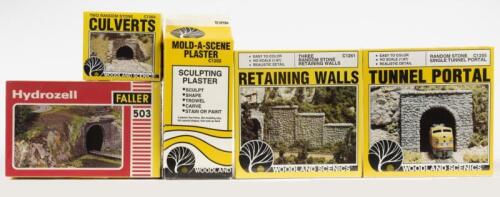 WOODLAND SCENICS: A NOS group of five items including retaining walls, tunnel portal, culverts, hydrozell & sculpting plaster