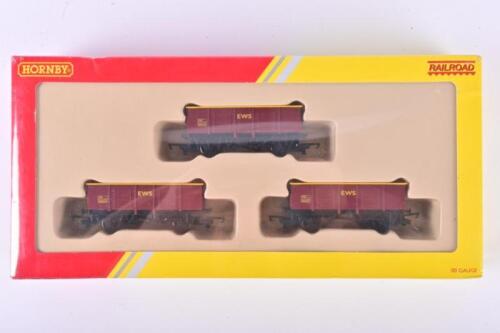 HORNBY: A NOS Sealed 00 gauge scale model rail Coal Wagon pack