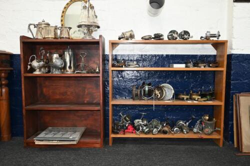 SHELVES: Two stained pine shelves, 119cm high, 123cm wide, 24cm deep and 89cm high, 62cm wide (contents not included)