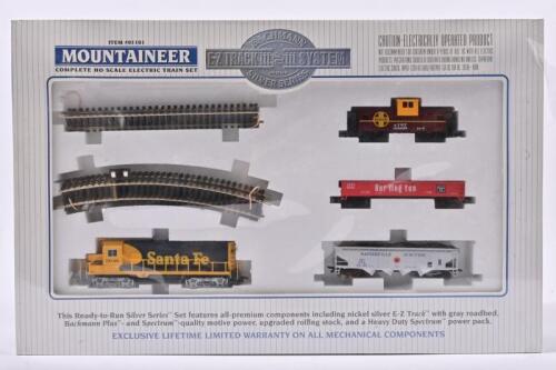 BACHMANN: A NOS Sealed HO scale Electric Train Set 'Mountaineer' including , GP35 locomotive & freight cars, Jumbo 47" x 38" oval tracks, Motive power, Rolling Stock and Accessories & Power Pack