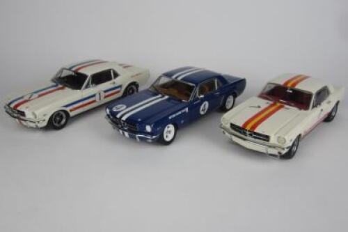 FORD: Three Classic Carlectables 1:18 models of 1966 Mustangs