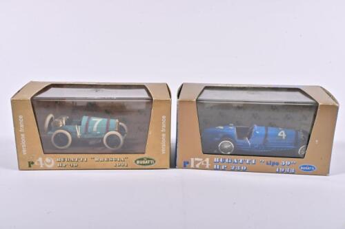 BUGATTI: Two 1:43 scale Brumm Bugatti models. 'BUGATTI "BRESCIA" HP 40, 1921' (r40) & 'BUGATTI "tipo 59" HP 230, 1933' (r174)