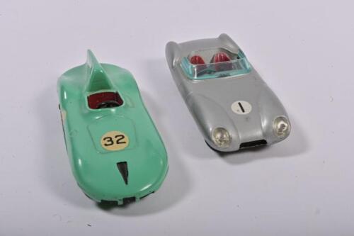 CORGI/DINKY: Two English diecast models. CORGI TOYS Lotus Mark II Le Mans (151) & DINKY TOYS Connaught (236)