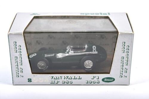 VANWALL: A 1:43 scale brumm 1958 Vanwall F1 HP 285 as raced by Stirling Moss at the 1958 Morocco Grand Prix (s005)