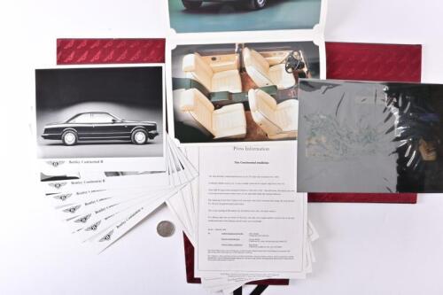1991 BENTLEY: Continental R prestige hardback introductory press kit. Plush!