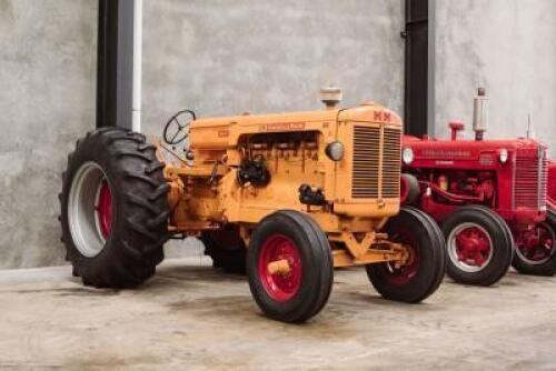 1954 MINNEAPOLIS-MOLINE GB TRACTOR