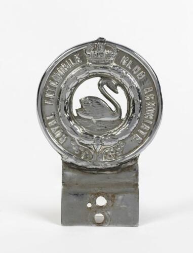 ROYAL AUTOMOTIVE CLUB OF WESTERN AUSTRALIA: A Royal Automobile Club of Victoria (RACV) chrome cast metal badge , 8.5cm diameter