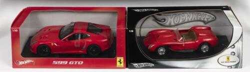 FERRARI: Two Ferrari licensed 1:18 scale Hotwheels Ferrari models including; a Ferrari 599 GTO; and a 250 Testa rossa racing car (1957-1961), boxed