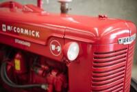 1950 McCORMICK-DEERING WD-9 TRACTOR - 11