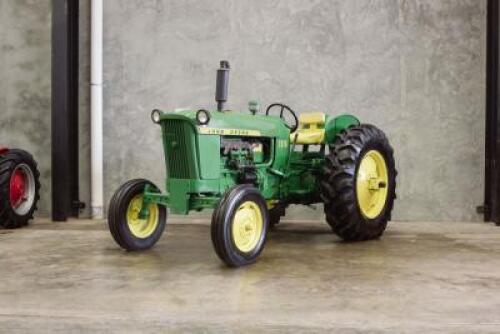 1965 JOHN DEERE 1010 TRACTOR