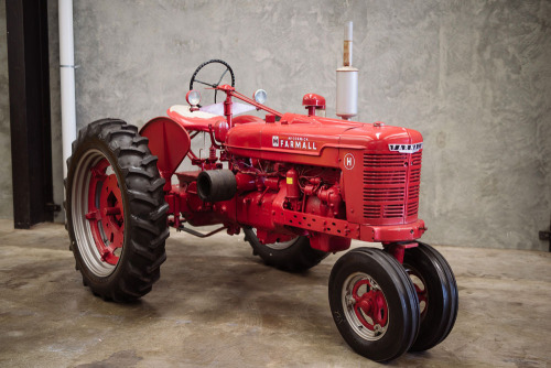 1941 FARMALL H TRACTOR