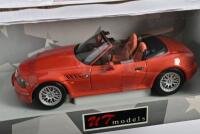 BMW: A 1:18 scale NOS UT models BMW Z3 Roadster 2.8 1999 orange die-cast model - 2