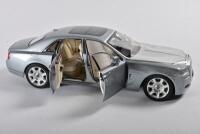 ROLLS ROYCE: A 1:18 scale NOS Kyosho Rolls Royce Ghost jubilee silver die-cast model - 2