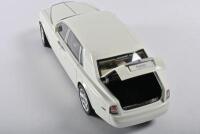 ROLLS ROYCE: A 1:18 scale NOS Kyosho Rolls Royce Phantom extended wheelbase english white die-cast model - 3
