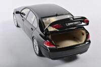 BMW: A 1:18 scale NOS Kyosho BMW 760LI Ruby Black die-cast model - 4