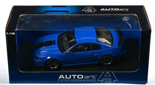 MUSTANG: A NOS 1:18 scale Autoart Mustang Mach I 2003 - azure blue, die-cast model