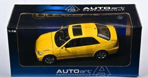 LEXUS: A NOS 1:18 scale Autoart Lexus IS300 - yellow, die-cast model