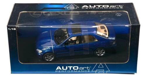 LEXUS: A NOS 1:18 scale Autoart Lexus IS300 - blue, die-cast model