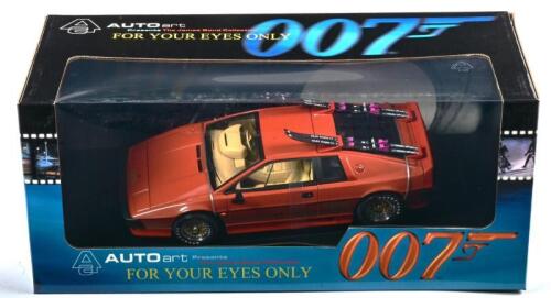 LOTUS: A NOS 1:18 scale Autoart Lotus Esprit Turbo, The James Bond Collection-007 - "For Your Eyes Only", die-cast model