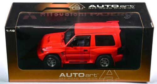 MITSUBISHI: A NOS 1:18 scale Autoart Mitsubishi Pajero EVO - red, die-cast model
