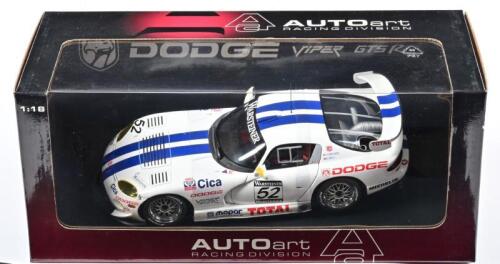 DODGE: A NOS 1:18 scale Autoart Dodge VIPER GTS-R 1997 Sebring; T. Archer/J. Bell #52, die-cast model