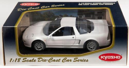 HONDA: A 1:18 scale NOS Kyosho Honda NSX Type-S pearl white die-cast model