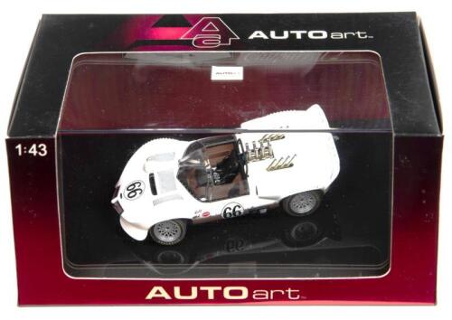 CHAPARRAL: A 1:43 scale NOS Autoart Chaparral 2 Sport Racer 1965 #66 die-cast model