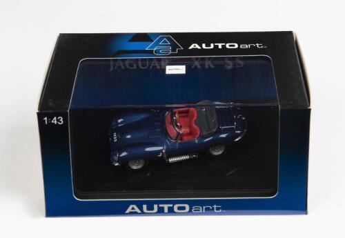 JAGUAR: A 1:43 scale NOS Autoart Jaguar XK SS blue die-cast model