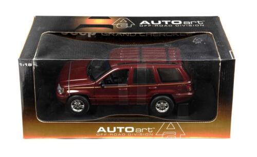 JEEP: A 1:18 scale NOS Autoart Jeep Grand Cherokee 1999 sienna pearl coat die-cast model