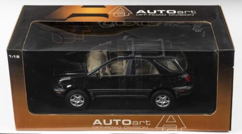 LEXUS: A NOS 1: 18 scale Autoart Lexus RX 300 - Black, die-cast model